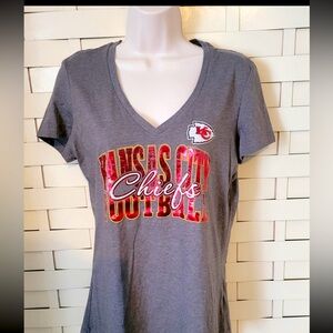 Kansas City Chiefs NFL Football 🏈 Tee shirt Women’s Size Large
